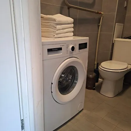 Apartment Two Bedrooms In The Very Center *
