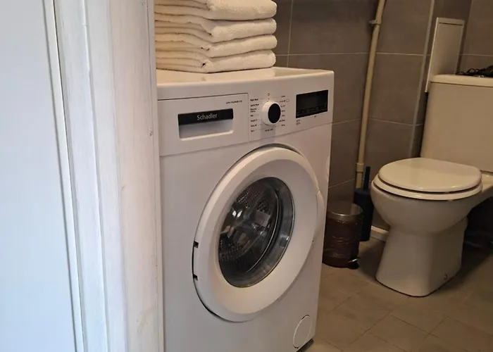 Apartment Two Bedrooms In The Very Center *